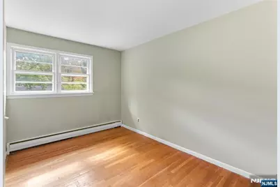 37 Demarest Avenue, Oakland, NJ 07436 - Photo 14