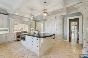 907 Scioto Dr, Franklin Lakes, NJ 07417 - Photo 30