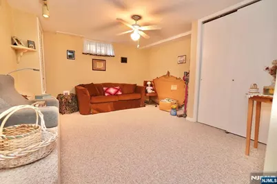 335 Montclair Avenue, Newark, NJ 07104 - Photo 14