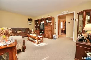 335 Montclair Ave, Newark, NJ 07104 - Photo 8