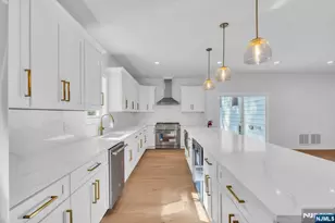 62 Townsend, Florham Park, NJ 07932 - Photo 12