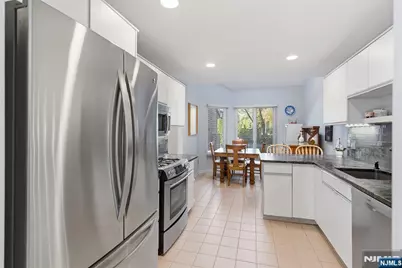 358 French Court, Teaneck Township, NJ 07666 - Photo 16