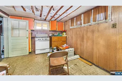 109 Sanford Avenue, Belleville, NJ 07109 - Photo 16