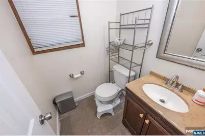 29 Main Street, Hackettstown, NJ 07840 - Photo 22