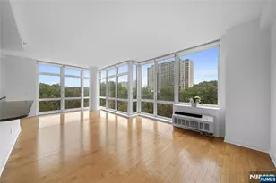 800 12th Street 302, Palisades Park, NJ 07650 - Photo 2