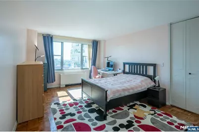 2100 Linwood 17Y #17Y, Fort Lee, NJ 07024 - Photo 20