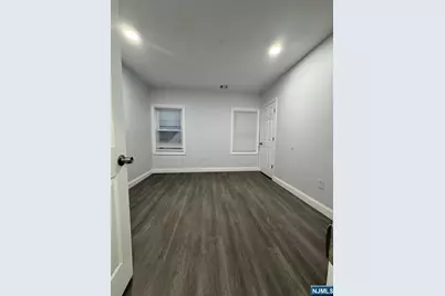 811 13th Street, Newark, NJ 07108 - Photo 26