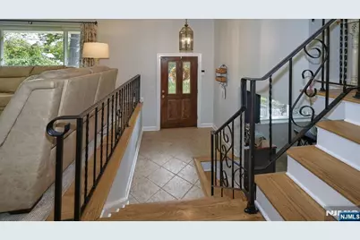 21 Cardinal Drive, Oakland, NJ 07436 - Photo 4