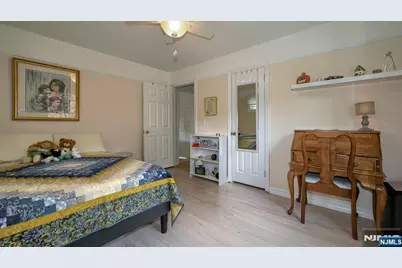 21 Cardinal Drive, Oakland, NJ 07436 - Photo 16