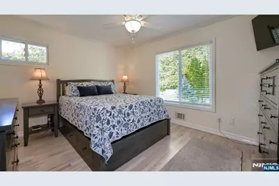 21 Cardinal Drive, Oakland, NJ 07436 - Photo 14