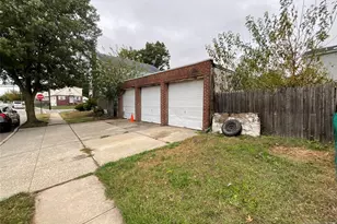 683 Kingsland Ave, Lyndhurst Township, NJ 07071 - Photo 6