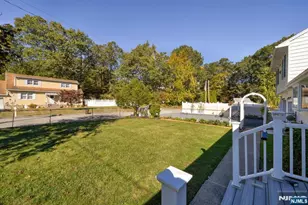 49 Lakeview Ave, Butler, NJ 07405 - Photo 36