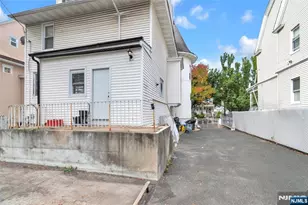 42 Nairn Pl, Newark, NJ 07108 - Photo 24