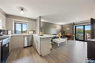 300 Park Street 4A, Hackensack, NJ 07601 - Photo 2