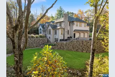 613 Knollwood Road, Franklin Lakes, NJ 07417 - Photo 38