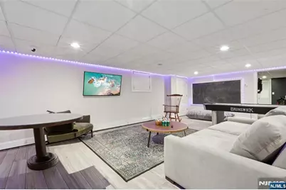 5 Academy Road, Ho Ho Kus, NJ 07423 - Photo 32