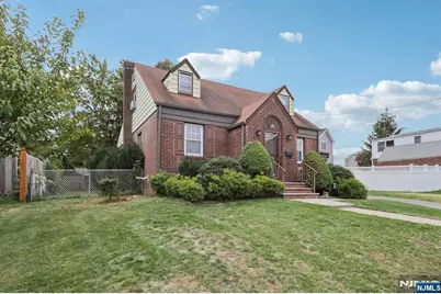 38 Lowe Avenue, Fair Lawn, NJ 07410 - Photo 4