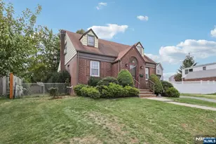 38 Lowe Ave, Fair Lawn, NJ 07410 - Photo 4