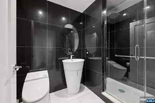 8100 River Road 1111, North Bergen, NJ 07047 - Photo 18