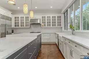 8 Oratam Rd, Upper Saddle River, NJ 07458 - Photo 16