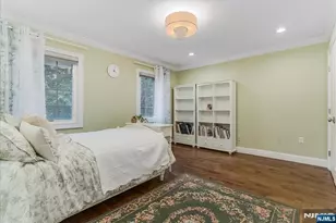 8 Oratam Rd, Upper Saddle River, NJ 07458 - Photo 18