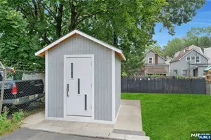 468 Valley St, Orange, NJ 07050 - Photo 22