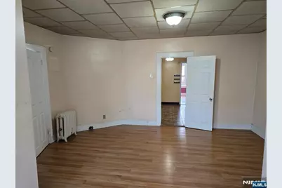 16 Lake Street, Belleville, NJ 07109 - Photo 4