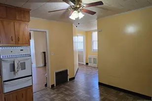 16 Lake St, Belleville, NJ 07109 - Photo 6
