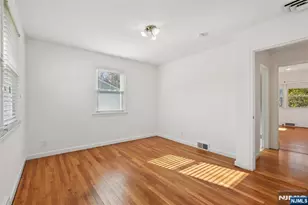 6 Arrow Dr, Livingston, NJ 07039 - Photo 16