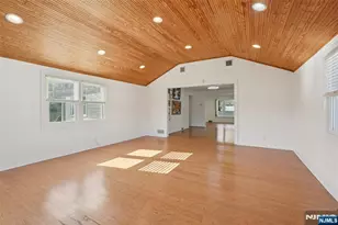 6 Arrow Dr, Livingston, NJ 07039 - Photo 6