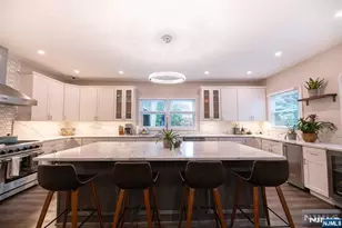 362 Harrison St, Paramus, NJ 07652 - Photo 18