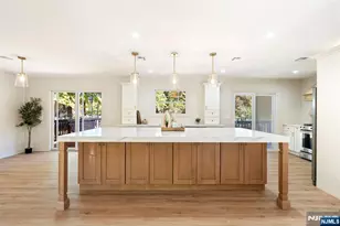 326 Runnymede Rd, Essex Fells, NJ 07021 - Photo 6