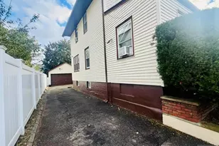28 Arlington Ave, Paterson, NJ 07502 - Photo 2