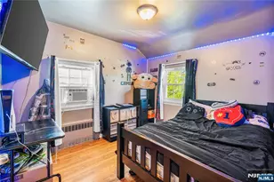 410 E 26th St, Paterson, NJ 07514 - Photo 18