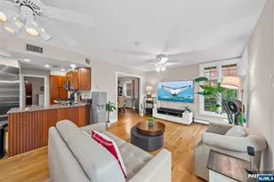 135 Hillcrest Ave, Leonia, NJ 07605 - Photo 16