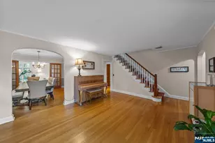 135 Hillcrest Ave, Leonia, NJ 07605 - Photo 8