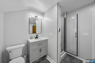 135 Hillcrest Ave, Leonia, NJ 07605 - Photo 42