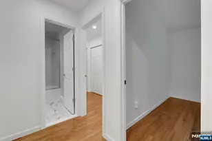 726 Mainsail Ln 726, Secaucus, NJ 07094 - Photo 22