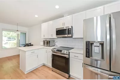 59 White Beeches Drive 59C #59C, Washington Township, NJ 07676 - Photo 8