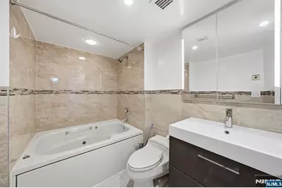 1265 15th Street 15A #15A, Fort Lee, NJ 07024 - Photo 8