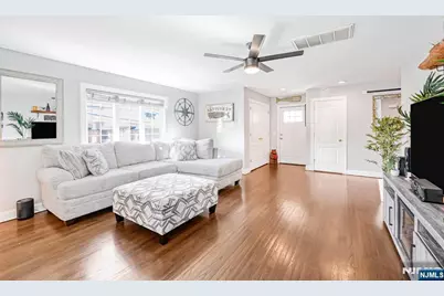 615 Prospect Avenue B #B, Fairview, NJ 07022 - Photo 4