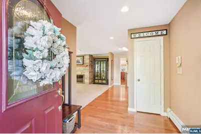 23 Surrey Drive, Wayne, NJ 07470 - Photo 4