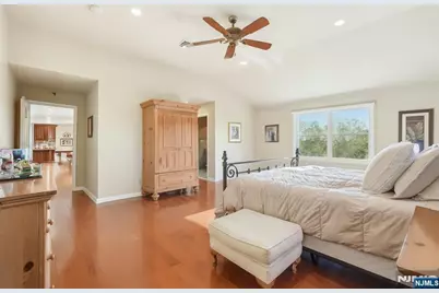 23 Surrey Drive, Wayne, NJ 07470 - Photo 16