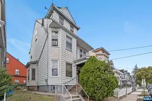 724 27th St, Paterson, NJ 07504 - Photo 2