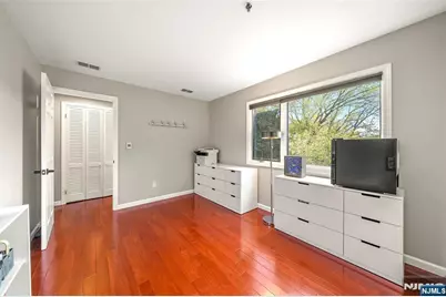 1333 15th Street, Fort Lee, NJ 07024 - Photo 12