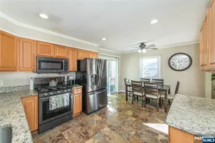 96 Roosevelt Blvd, Oakland, NJ 07436 - Photo 4