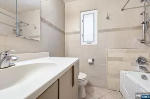 228 Zabriskie Pl, River Edge, NJ 07661 - Photo 34