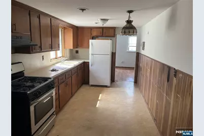 70 Orchard Street, Garfield, NJ 07026 - Photo 12
