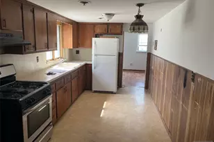 70 Orchard St, Garfield, NJ 07026 - Photo 12