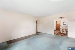 116 Howard Ave, Passaic, NJ 07055 - Photo 20